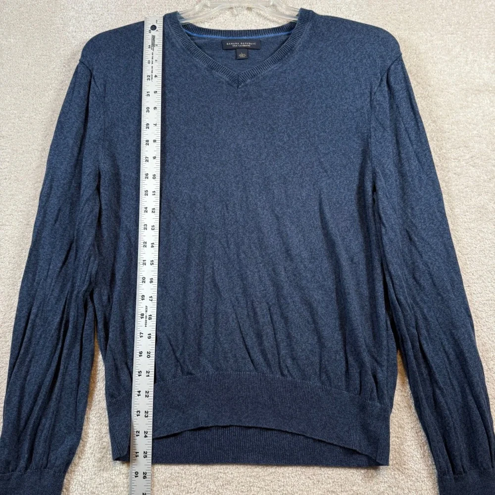 Banana Republic V-Neck Sweater Mens Large‎ Blue Silk Cashmere Blend Long Sleeve